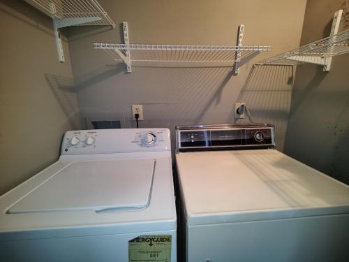 21g-laundry-room